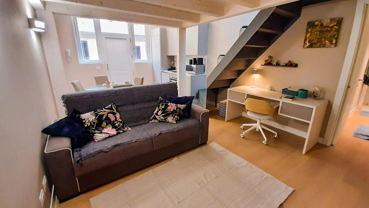 Joivy Lovely Loft With Private Entrance Милано Екстериор снимка