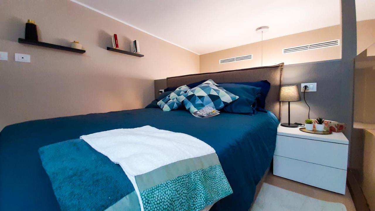 Joivy Lovely Loft With Private Entrance Милано Екстериор снимка